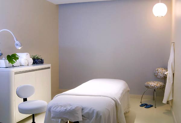 Massage table